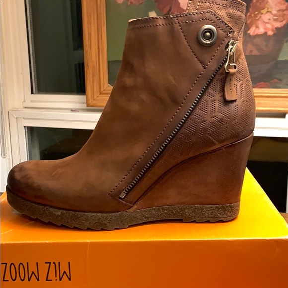 Miz Mooz | Newton Infinity Bootie - Picture 11 of 11